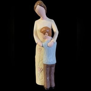 Mother And Son Hugging Figure New  Perfect For Mothers Day 8" Tall